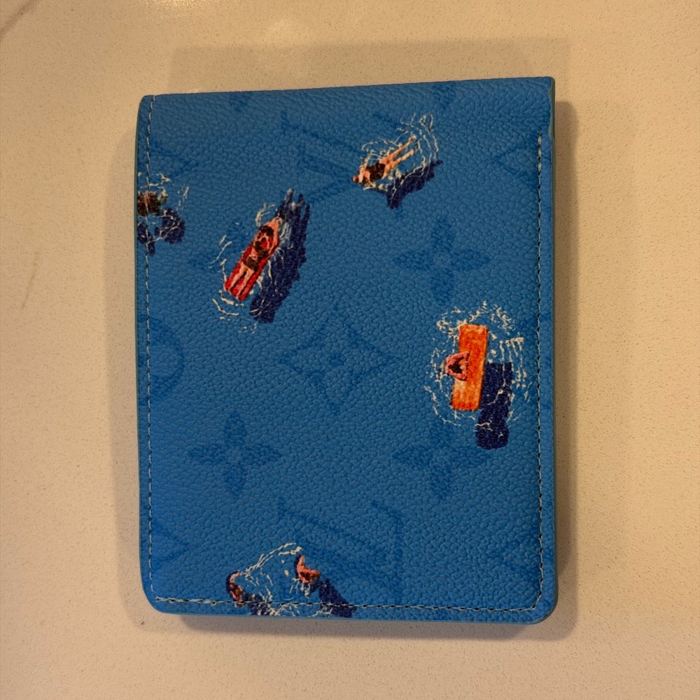 Louis Vuitton Vibrant Blue Card Holder - Picture 2 of 3